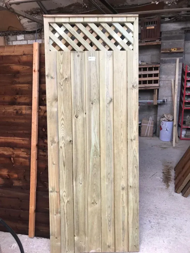 Fencing installation 10