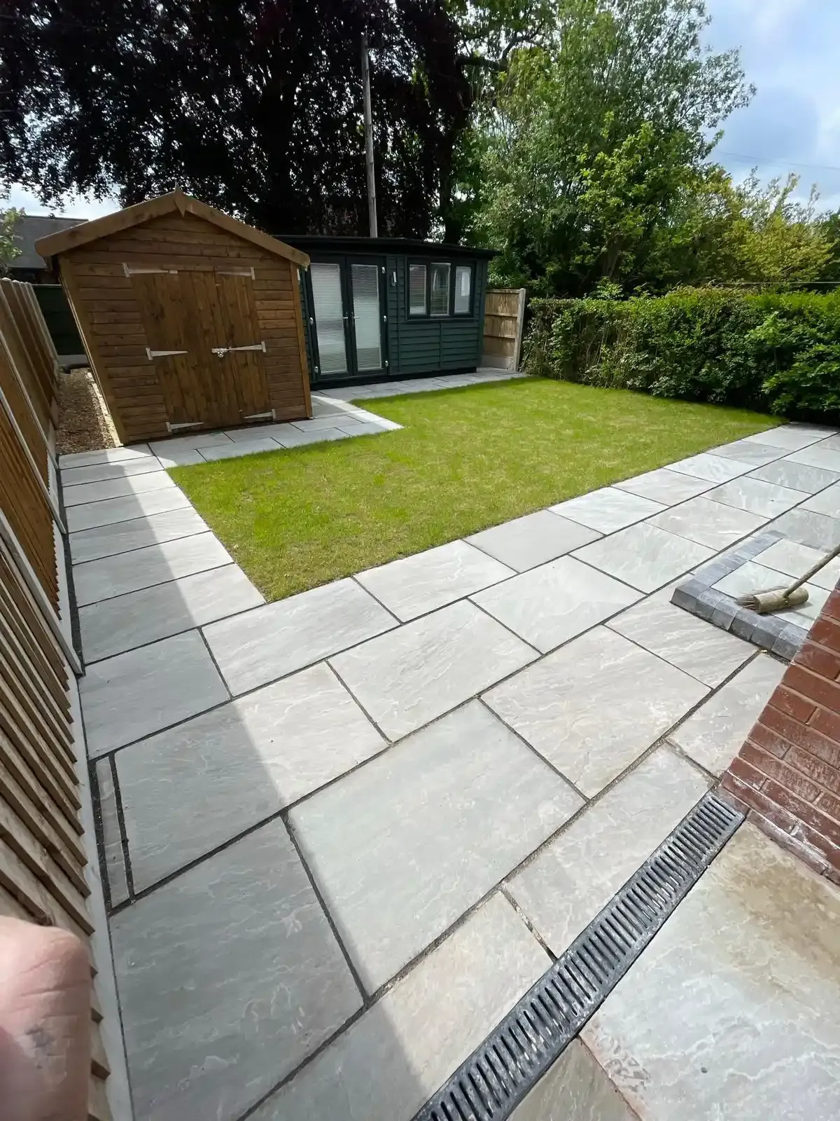 Paving installation 14