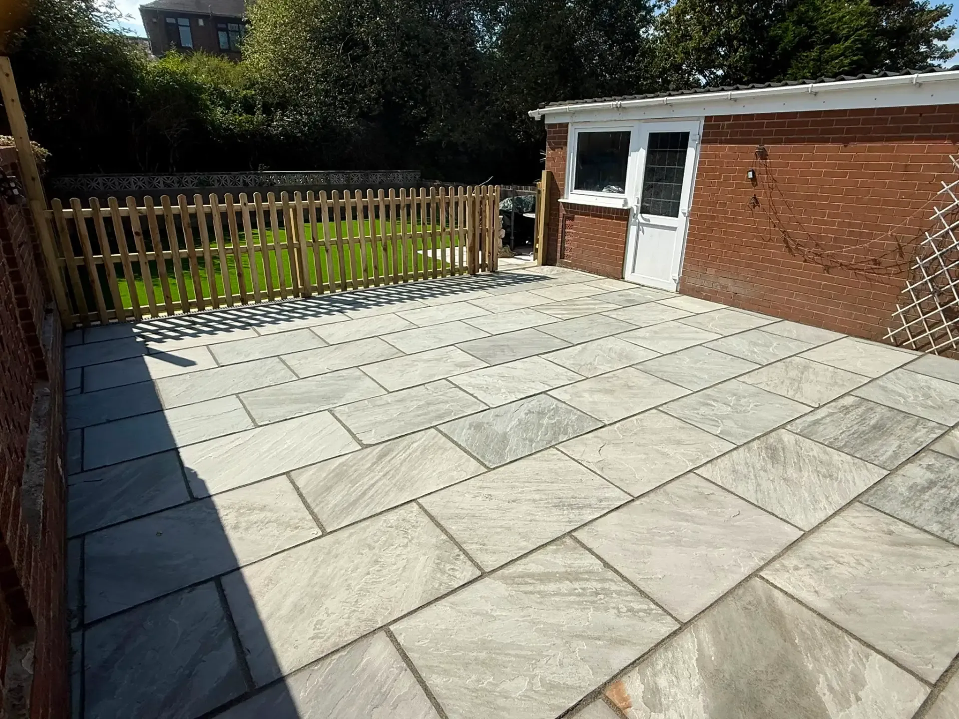Paving installation 32